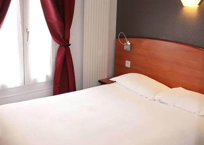 Kyriad Xiii Italie Gobelins Hotel