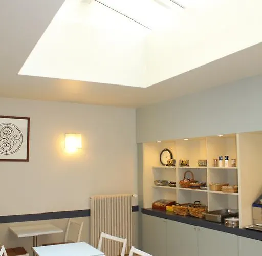 Kyriad Xiii Italie Gobelins Paryż