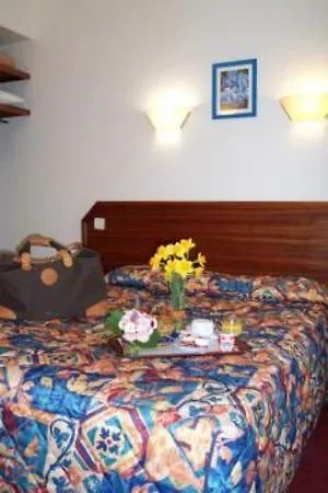 Kyriad Xiii Italie Gobelins Otel